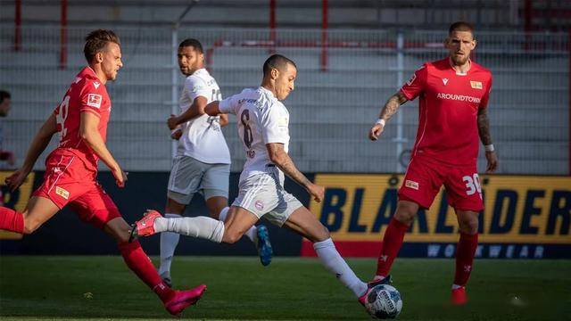  柏林联合防守坚固客场零封拜仁创造赛季最大冷门